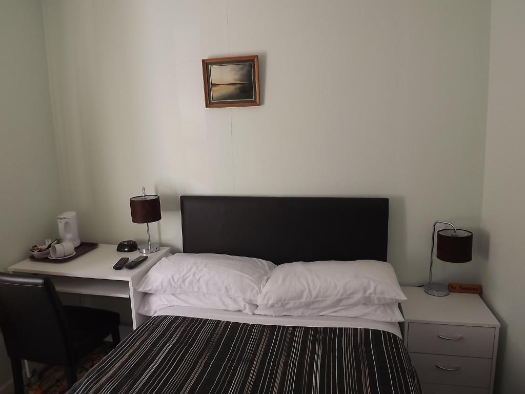 Glenavon Homestay Oban Room photo